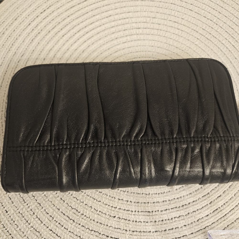 Prada Black Ruched Leather Zip Around Wallet Gold Hardware - Picture 2 of 13